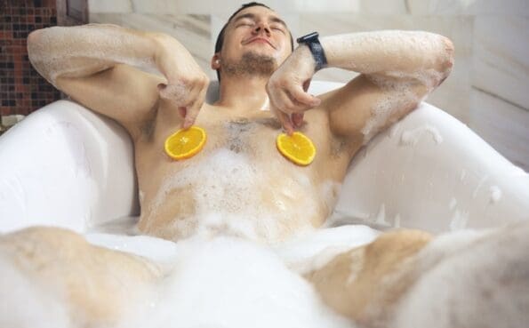 浴室自慰可能不是個好主意？這8個理由你要知