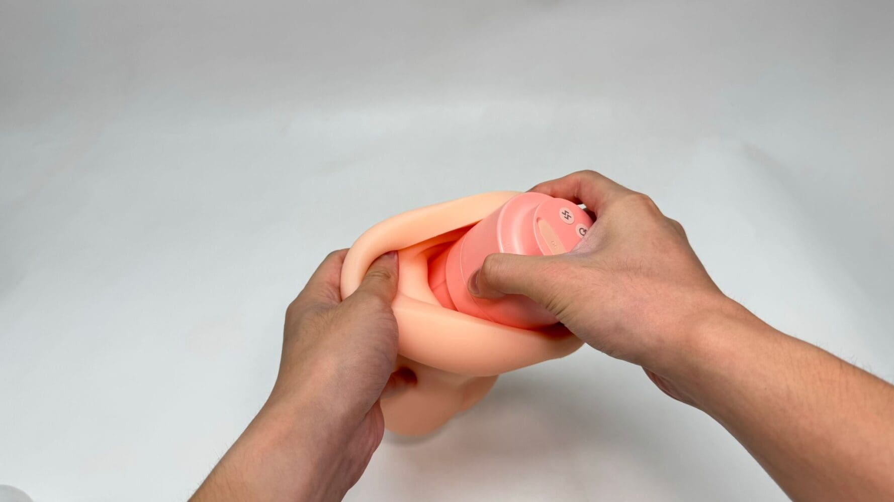 【飛機杯開箱實測】任性電動自慰器 REAL